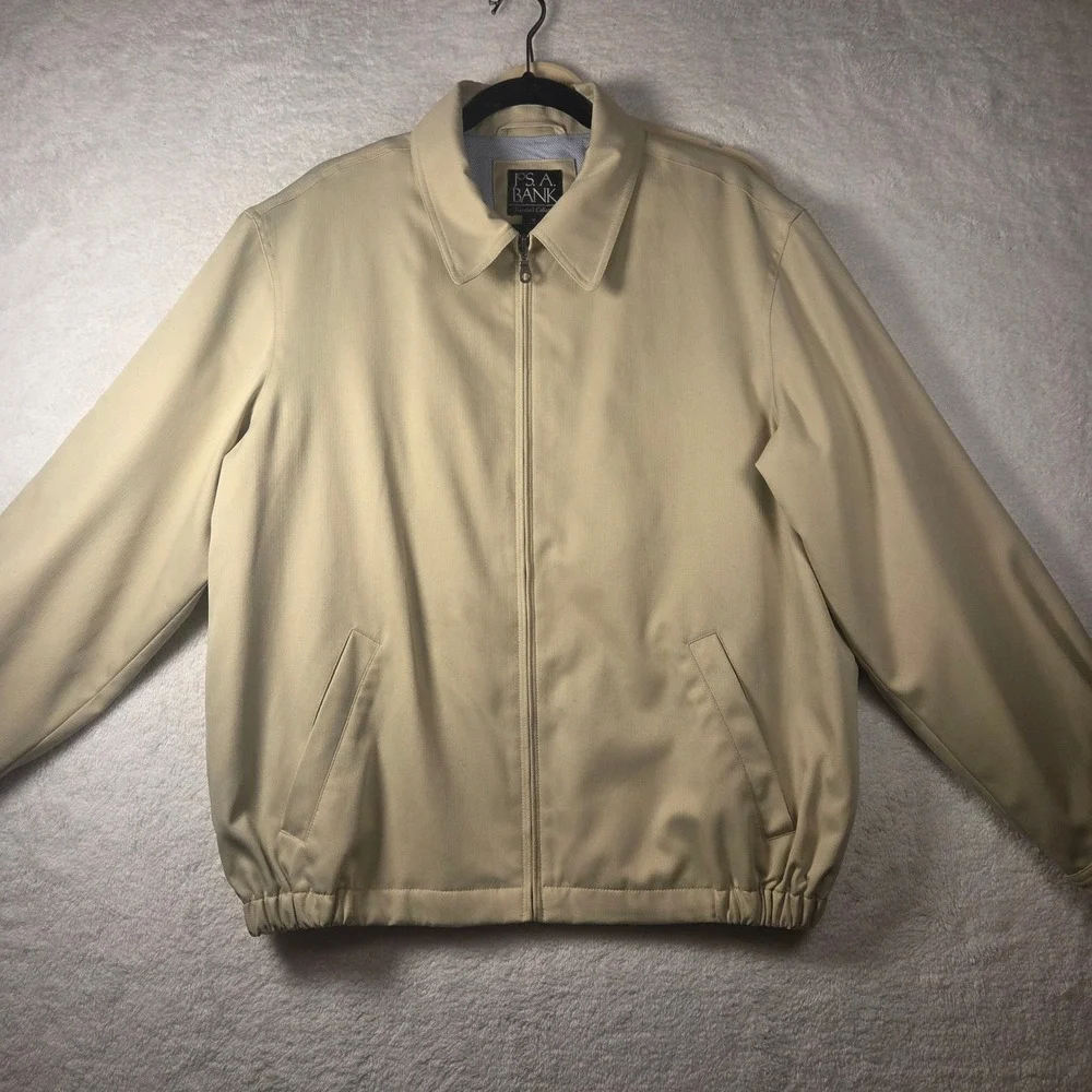 JOS A BANK Traveler Collection Mens Beige Harrington Style Jacket Size Medium